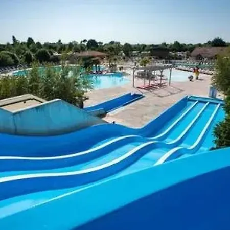 Ferienhaus Confort + Piscine