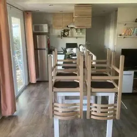 Prázdninový dům Confort + Piscine Gastes