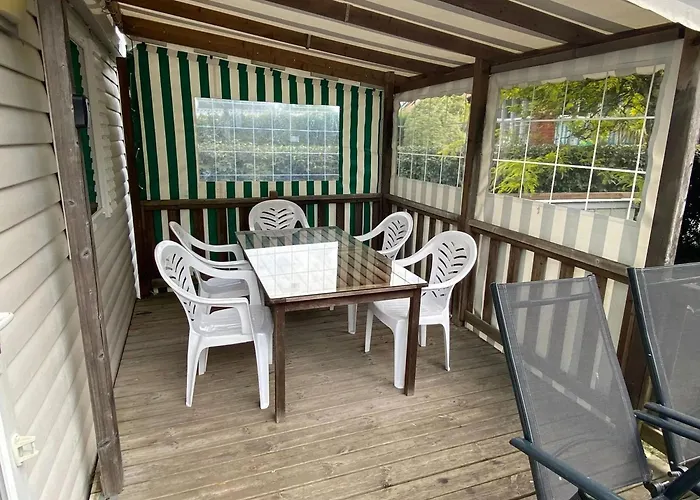 Confort + Piscine Gastes
